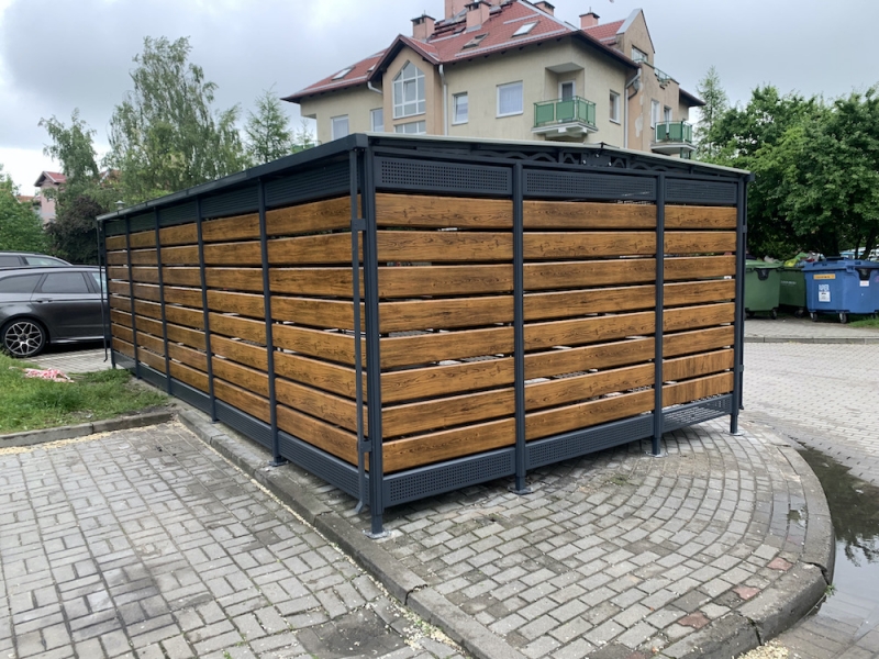 wiata_smietnikowa_wood_surogat_3 (2).jpeg